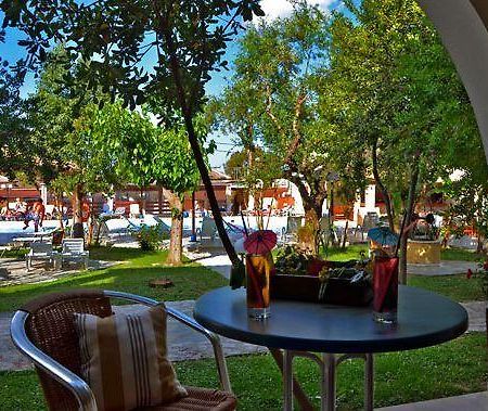 Mediterranee Hotel Plános 部屋 写真