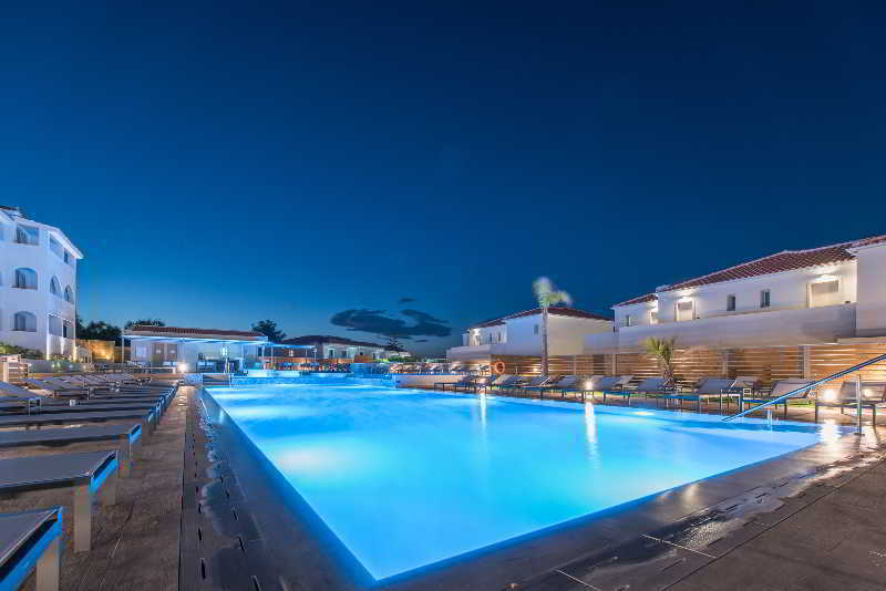 Mediterranee Hotel Plános エクステリア 写真